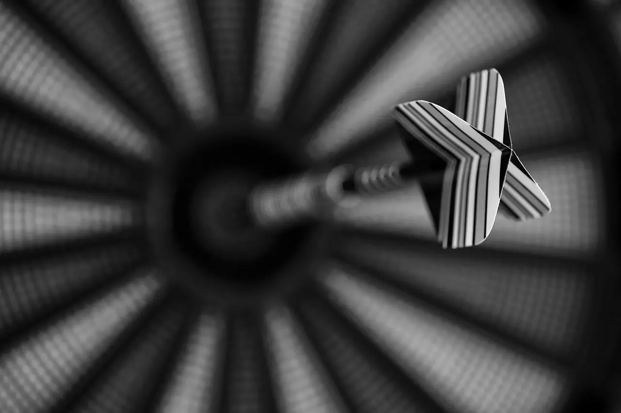 Dartpil og dartskive